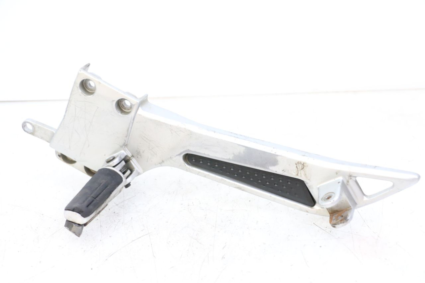 photo de SUPORTE DO DESCANSO DE PÉ DIANTEIRO ESQUERDO YAMAHA FJR ABS 1300 (2006 - 2012) - Vista principal