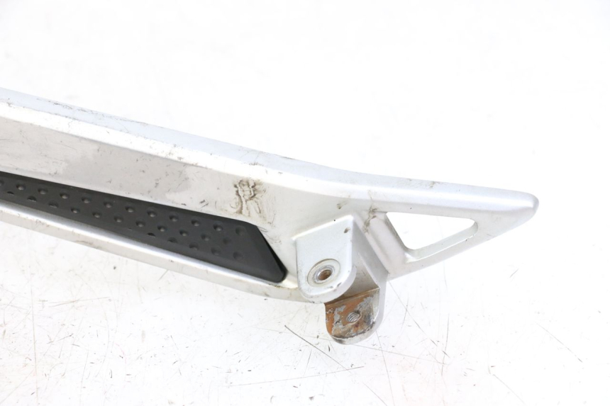 photo de SUPORTE DO DESCANSO DE PÉ DIANTEIRO ESQUERDO YAMAHA FJR ABS 1300 (2006 - 2012) - Pontos de fixação