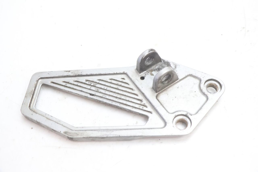 photo de PLACA DO DESCANSO DE PÉ DIANTEIRO ESQUERDO KAWASAKI GPX F ZX750F 750 (1986 - 1990) - Detalhe da peça