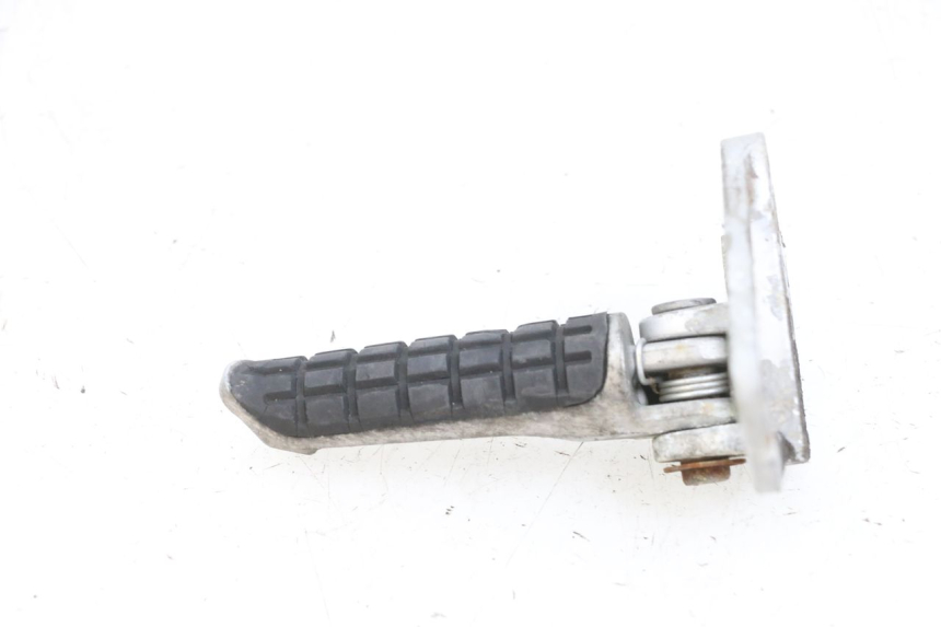 photo de SUPORTE DO DESCANSO DE PÉ DIANTEIRO ESQUERDO KAWASAKI GPX R WARBIRD 600 (1988 - 1993) - Vista geral