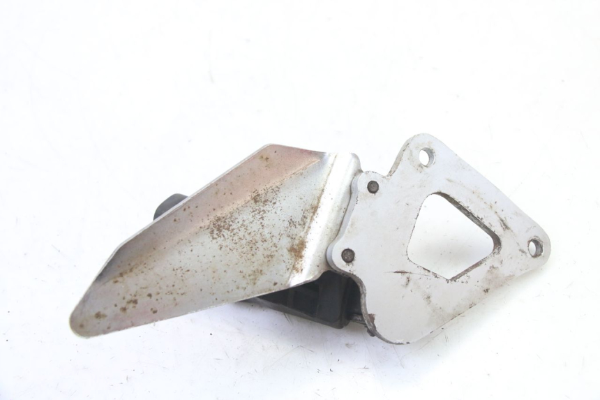 photo de SUPORTE DO DESCANSO DE PÉ DIANTEIRO ESQUERDO SUZUKI GS GSE 500 (2001 - 2003) - Pontos de fixação