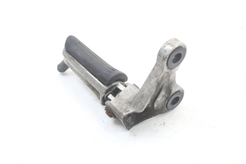 photo de SUPORTE DO DESCANSO DE PÉ DIANTEIRO ESQUERDO HONDA CBR F 1000 (1993 - 1996) - Vista geral