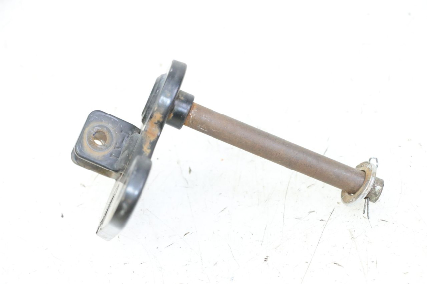 photo de SUPORTE DO DESCANSO DE PÉ DIANTEIRO ESQUERDO KEEWAY K-LIGHT KLIGHT 125 (2018 - 2025) - Outro ângulo de visão