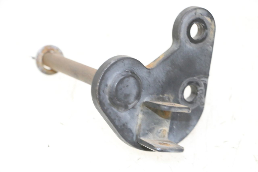 photo de SUPORTE DO DESCANSO DE PÉ DIANTEIRO ESQUERDO KEEWAY K-LIGHT KLIGHT 125 (2018 - 2025) - Ampliação técnica