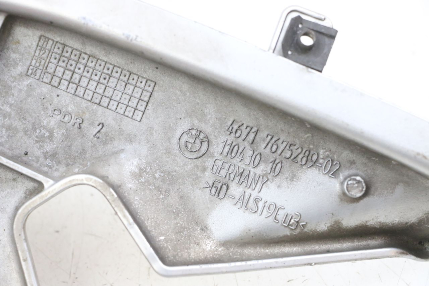 photo de SUPORTE DO DESCANSO DE PÉ DIANTEIRO ESQUERDO BMW R RT ABS 1200 (2010 - 2014) - Outro ângulo de visão