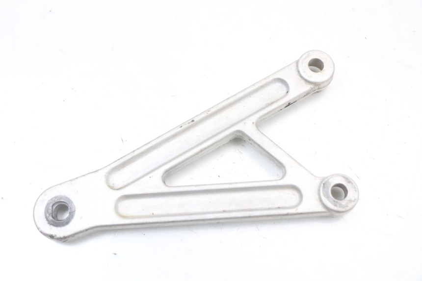 photo de SUPORTE DO DESCANSO DE PÉ DIANTEIRO ESQUERDO APRILIA RS 50 (2006 - 2010) - Zoom do estado de desgaste