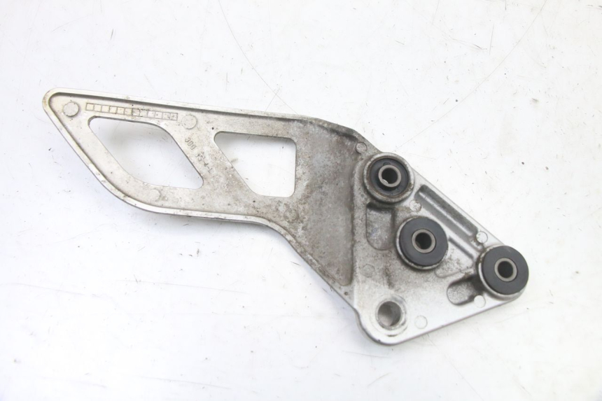 photo de SUPORTE DO DESCANSO DE PÉ DIANTEIRO ESQUERDO SUZUKI GSX F GSXF 650 (2007 - 2015) - Ampliação técnica