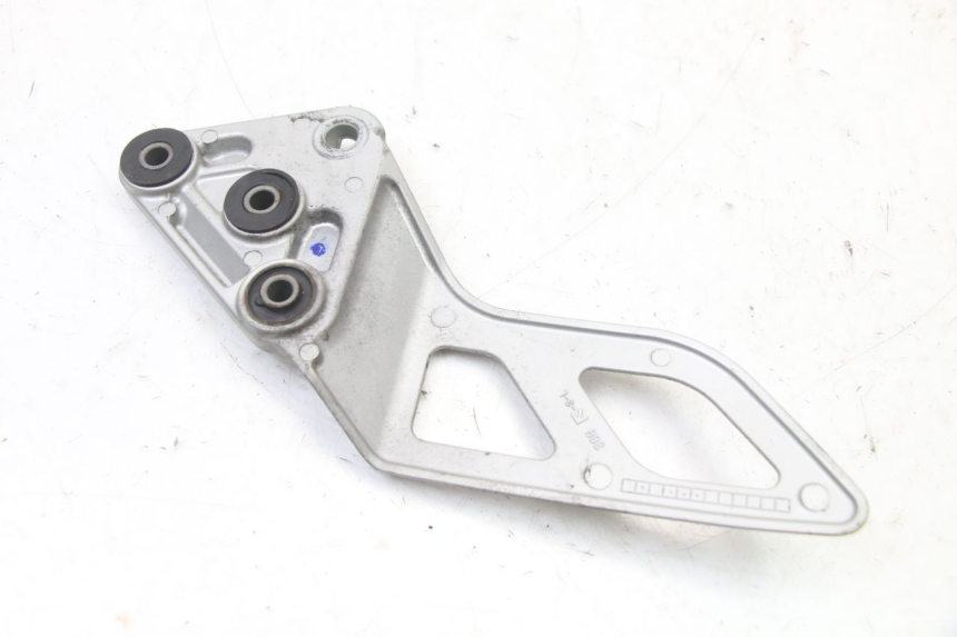 photo de SUPORTE DO DESCANSO DE PÉ DIANTEIRO ESQUERDO SUZUKI GSX F GSXF 650 (2007 - 2015) - Estado da superfície