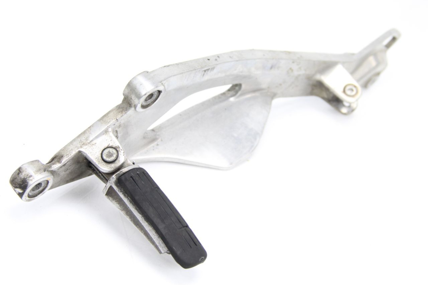 photo de SUPORTE DO DESCANSO DE PÉ DIANTEIRO ESQUERDO YAMAHA TDM ABS 900 (2002 - 2014) - Vista principal