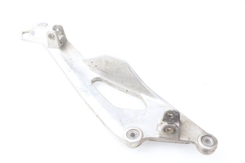 photo de SUPORTE DO DESCANSO DE PÉ DIANTEIRO ESQUERDO YAMAHA TDM ABS 900 (2002 - 2014) - Estado da superfície