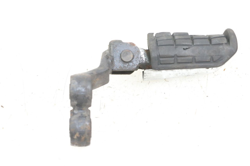 photo de SUPORTE DO DESCANSO DE PÉ DIANTEIRO ESQUERDO YAMAHA XJ F 900 (1983 - 1994) - Ampliação técnica