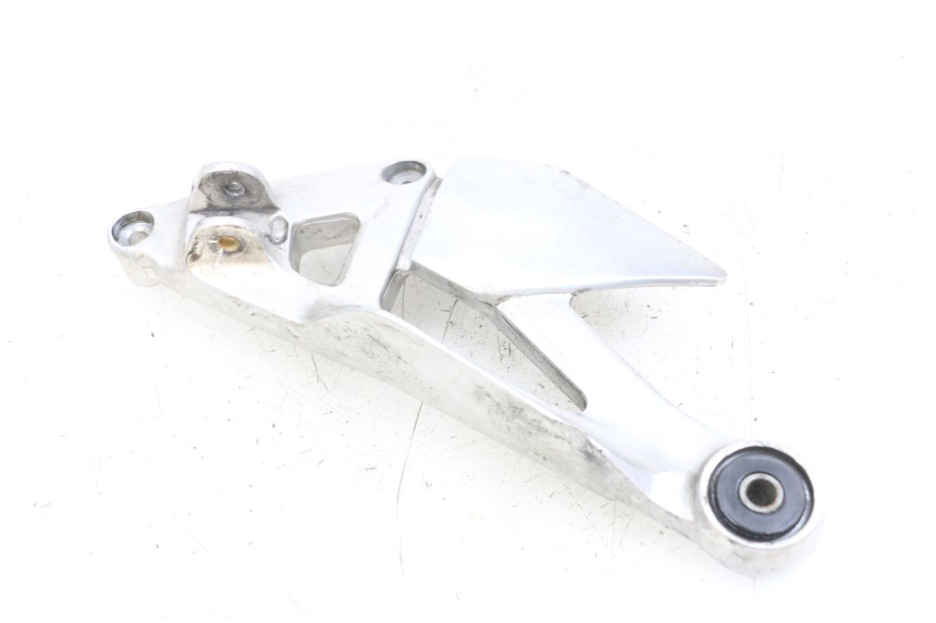 photo de SUPORTE DO DESCANSO DE PÉ DIANTEIRO ESQUERDO YAMAHA XJS DIVERSION 600 (1997 - 1999) - Outro ângulo de visão