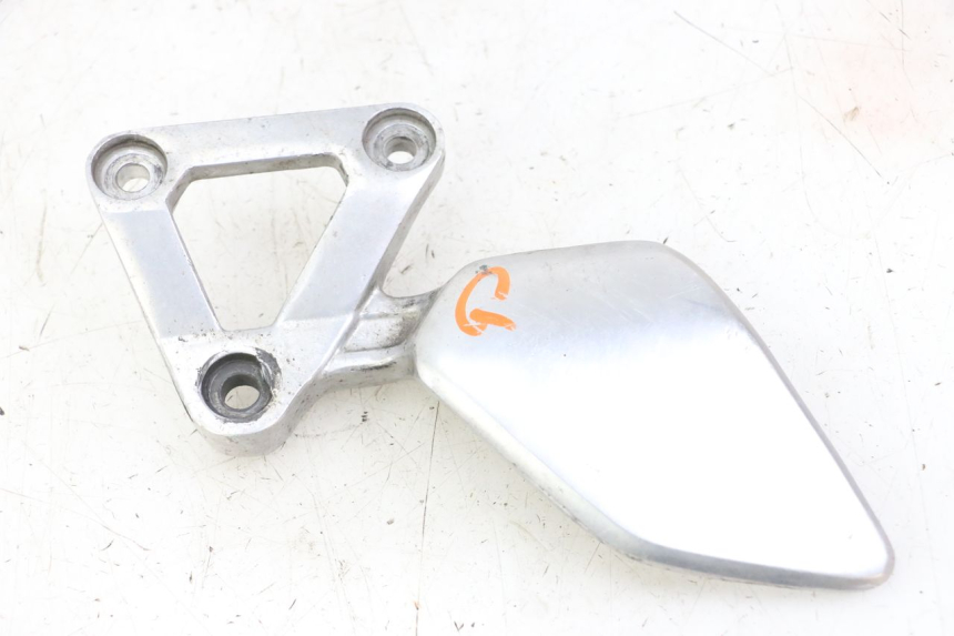 photo de SUPORTE DO DESCANSO DE PÉ DIANTEIRO ESQUERDO YAMAHA FZS FAZER 600 (2001 - 2003) - Vista principal