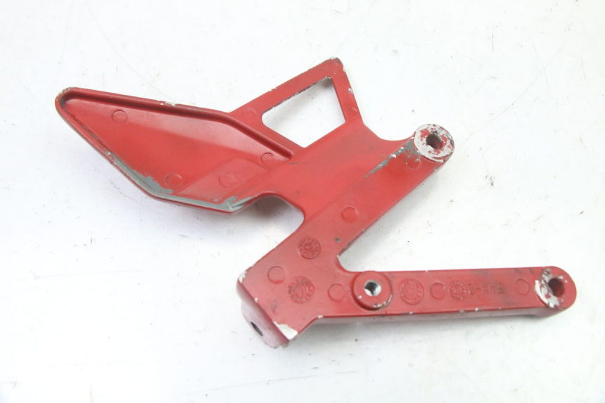 photo de SUPORTE DO DESCANSO DE PÉ DIANTEIRO ESQUERDO YAMAHA TZR 50 (2008 - 2016) - Ampliação técnica