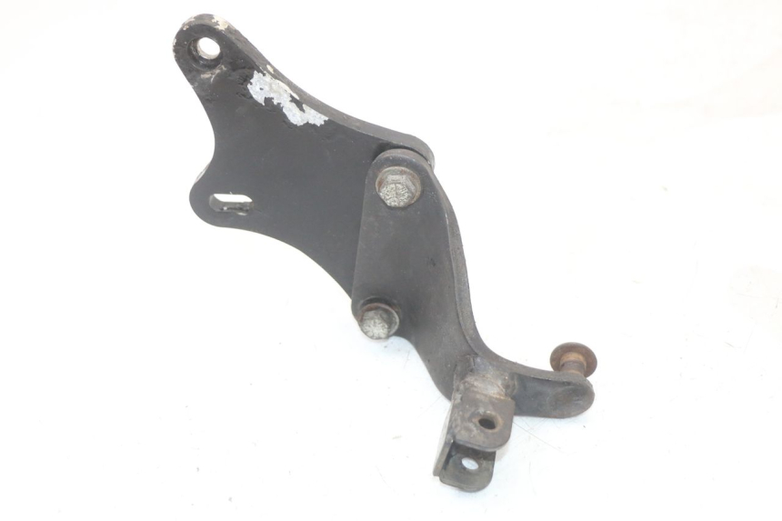 photo de SUPORTE DO DESCANSO DE PÉ DIANTEIRO ESQUERDO YAMAHA XVS DRAG STAR DRAGSTAR 650 (1997 - 2007) - Detalhe da peça