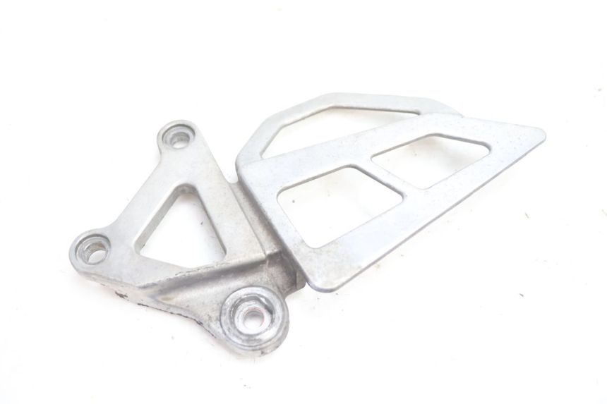 photo de SUPORTE DO DESCANSO DE PÉ DIANTEIRO ESQUERDO KAWASAKI ZX-6R ZX6R 600 (1995 - 1997) - Vista principal