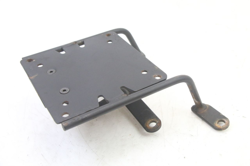 photo de BASE PARA BAÚL TOP CASE MBK FLAME X 125 (2007 - 2016) - Detalhe da peça