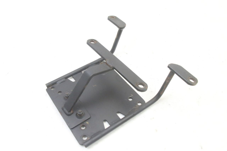 photo de BASE PARA BAÚL TOP CASE MBK FLAME X 125 (2007 - 2016) - Outro ângulo de visão