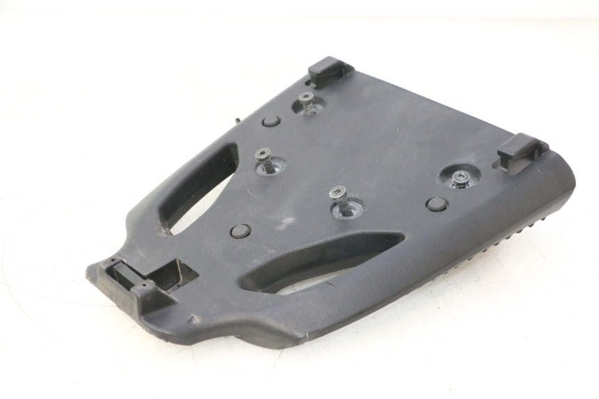 photo de PLACA TOP CASE PIAGGIO MP3 HPE 530 (2022 - 2026) - Vista principal