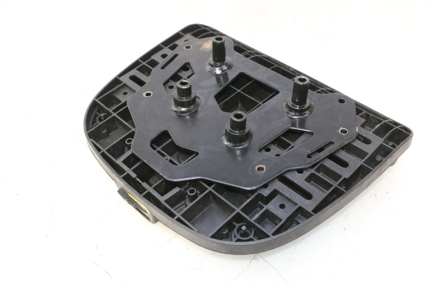 photo de PLACA DE TOP CASE PIAGGIO MP3 500 (2016 - 2018) - Detalhe da peça