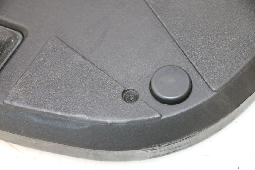 photo de PLACA DE TOP CASE PIAGGIO MP3 500 (2016 - 2018) - Ampliação técnica