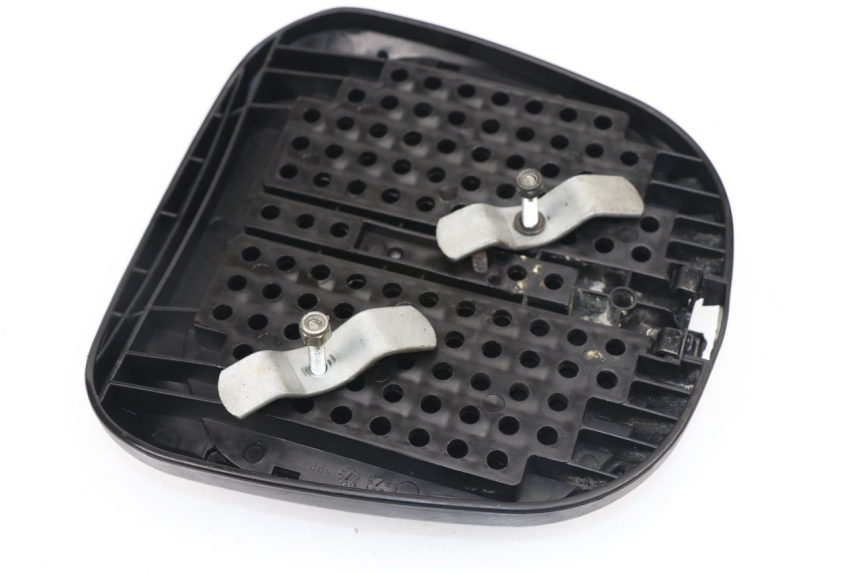 photo de BASE PARA BAÚL TOP CASE PIAGGIO VESPA LX 2T 50 (2005 - 2013) - Detalhe da peça