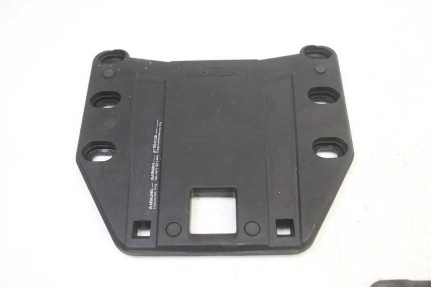 photo de PLACA PARA TOP CASE HONDA ST PAN EUROPEAN 1300 (2002 - 2013) - Ampliação técnica