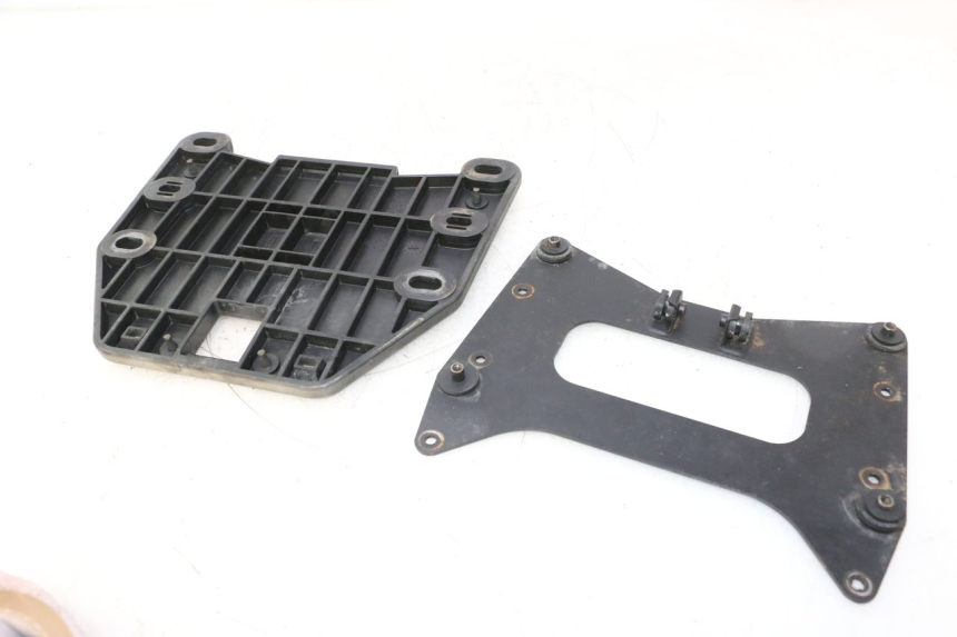 photo de PLACA DE TOP CASE HONDA XLV VARADERO 125 (2007 - 2012) - Vista geral