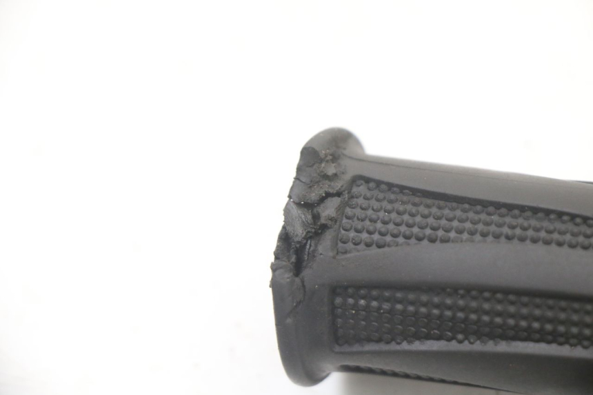 photo de MANETE DO ACELERADOR APRILIA ATLANTIC 125 (2003 - 2009) - Pontos de fixação