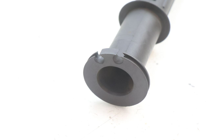 photo de Punho do acelerador APRILIA ATLANTIC S 125 (2010 - 2013) - Detalhe da peça