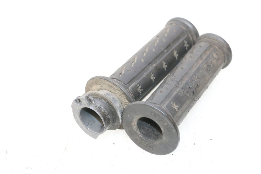 photo de MANETE DO ACELERADOR MBK BOOSTER SPIRIT 50 (1999 - 2003) - Pontos de fixação