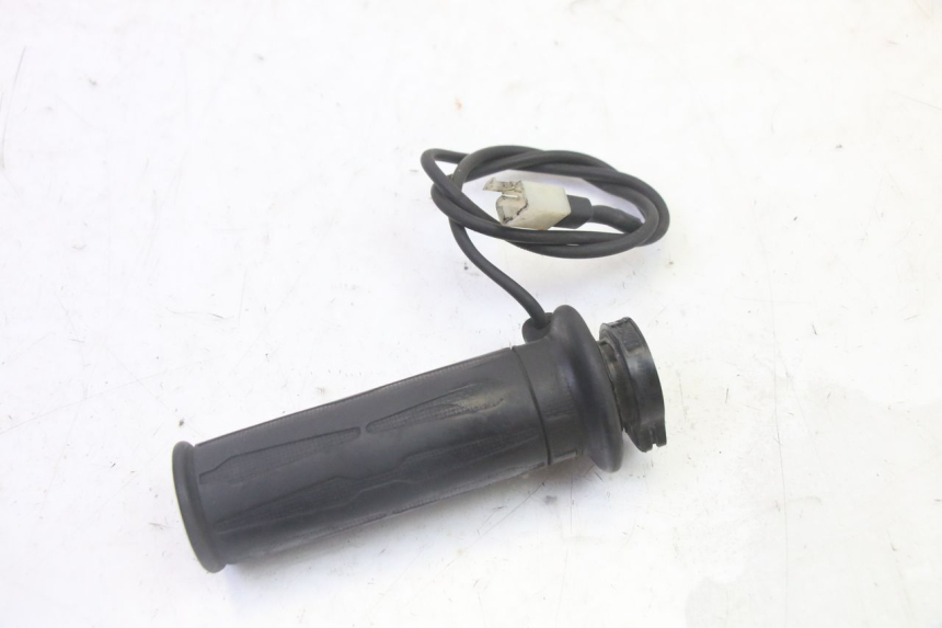 photo de MANETE DO ACELERADOR SUZUKI BURGMAN 125 (2007 - 2014) - Ampliação técnica