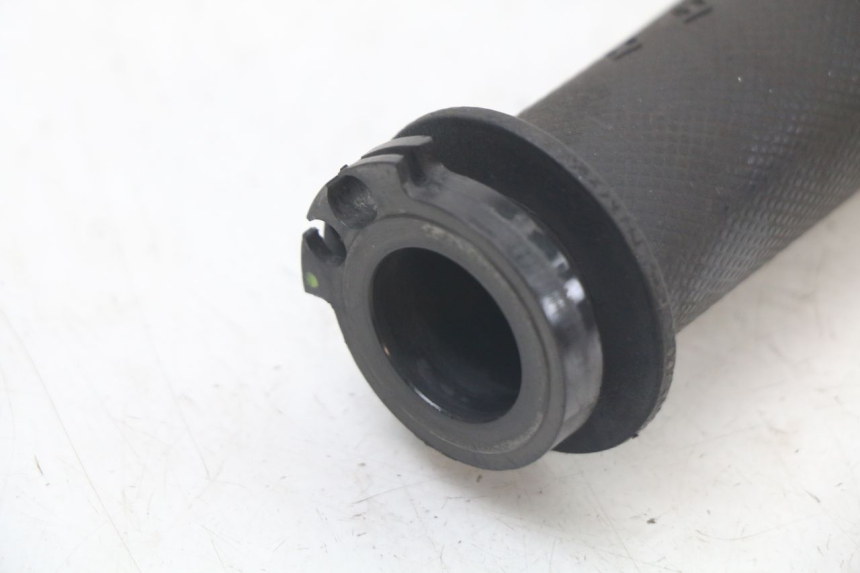 photo de MANETE DO ACELERADOR YAMAHA BW'S BWS 125 (2010 - 2013) - Detalhe da peça