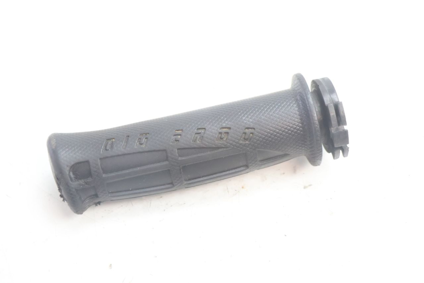 photo de MANETE DO ACELERADOR YAMAHA BW'S BWS 125 (2010 - 2013) - Zoom do estado de desgaste
