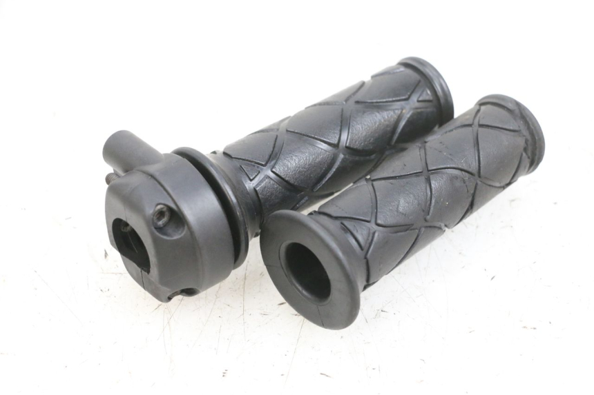 photo de MANETE DO ACELERADOR YAMAHA BW'S EASY 50 (2013 - 2016) - Detalhe da peça