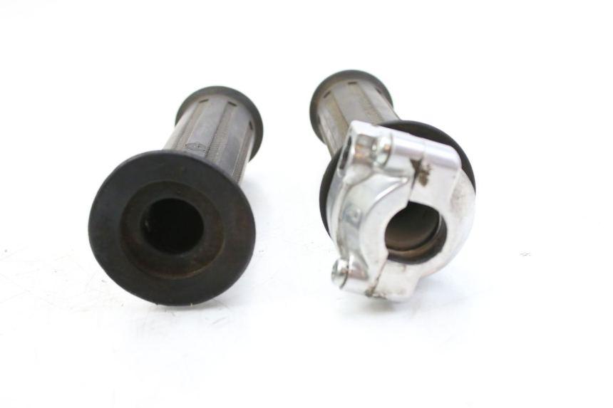 photo de MANETE DO ACELERADOR SUZUKI CP 80 (1985 - 1996) - Detalhe da peça