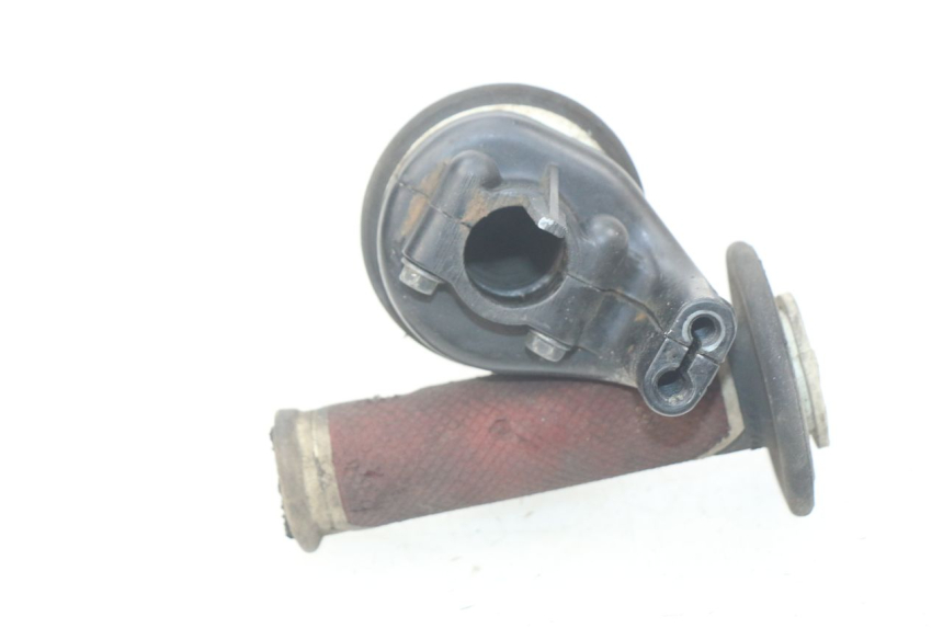 photo de MANETE DO ACELERADOR HONDA CRF 250 (2013 - 2016) - Zoom do estado de desgaste