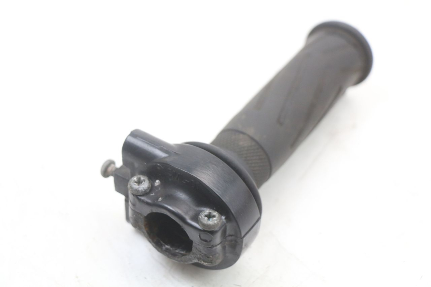 photo de MANETE DO ACELERADOR YAMAHA CYGNUS X 125 (2004 - 2007) - Detalhe da peça