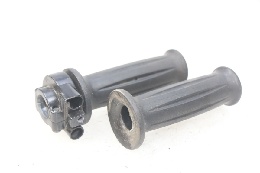 photo de MANETE DO ACELERADOR YAMAHA D'ELIGHT DELIGHT 115 (2013 - 2017) - Detalhe da peça