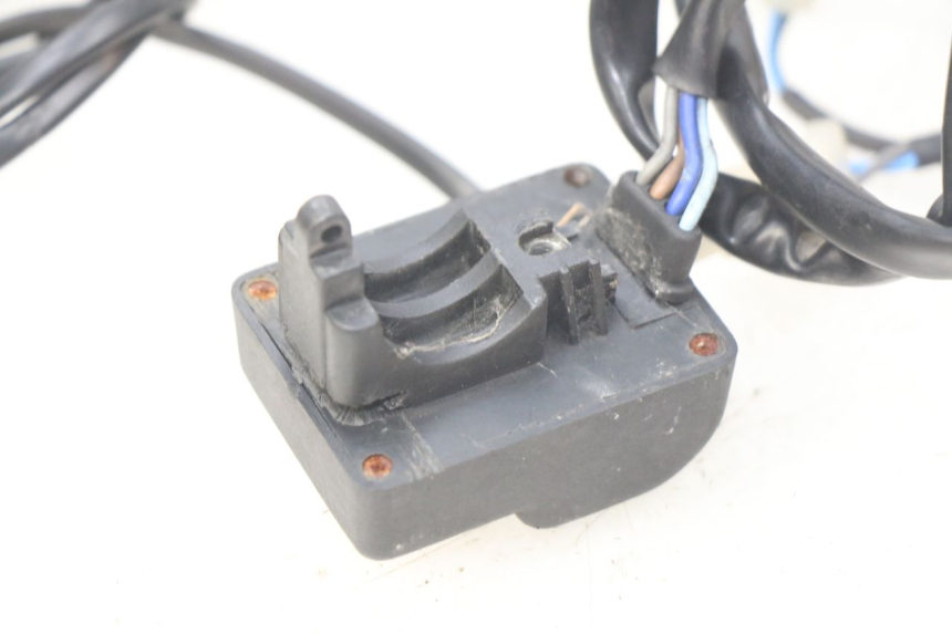 photo de MANETE DO ACELERADOR HONDA FES PANTHEON 2T 125 (1998 - 2002) - Detalhe da peça