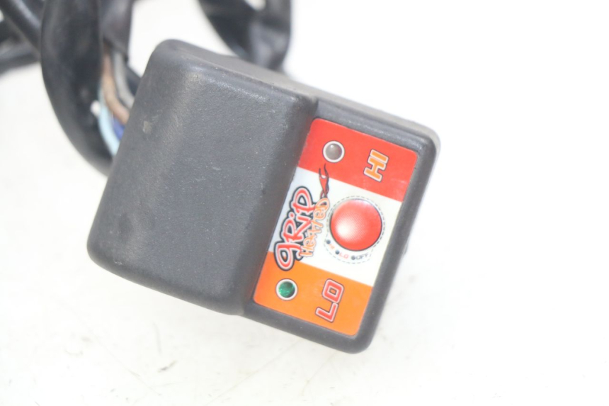 photo de MANETE DO ACELERADOR HONDA FES PANTHEON 2T 125 (1998 - 2002) - Peça verificada