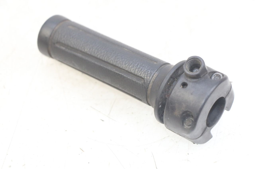 photo de MANETE DO ACELERADOR HONDA FES PANTHEON 2T 125 (1998 - 2002) - Detalhe da peça