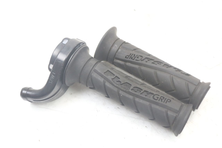 photo de MANETE DO ACELERADOR YAMAHA FJ 3CX 1200 (1986 - 1996) - Zoom do estado de desgaste