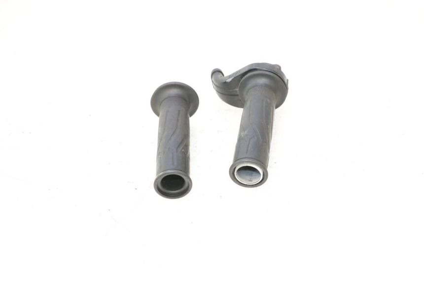 photo de Manete do acelerador YAMAHA FJR 1300 (2001 - 2005) - Ampliação técnica