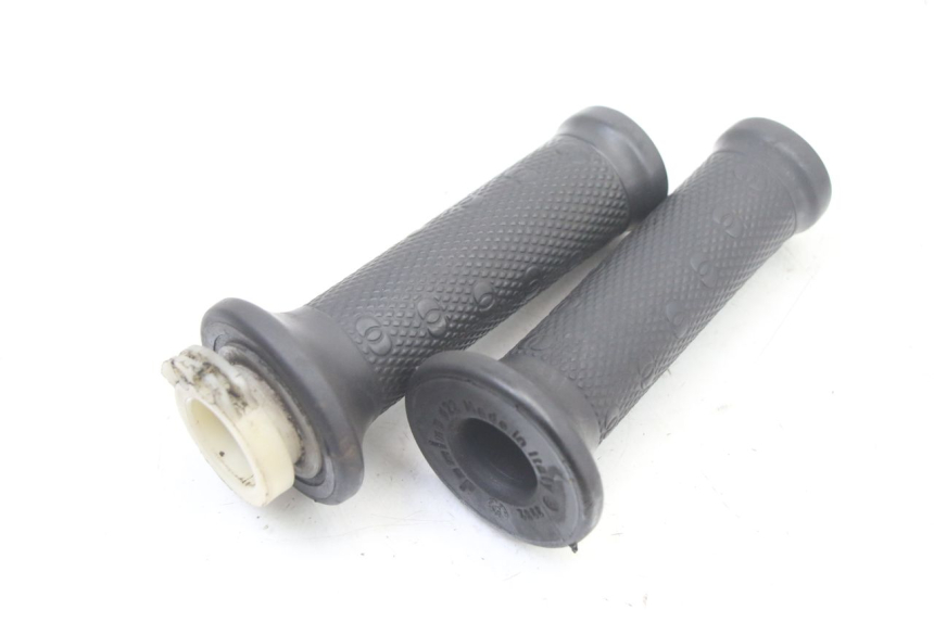 photo de MANETE DO ACELERADOR GILERA NEXUS 300 (2008 - 2013) - Detalhe da peça