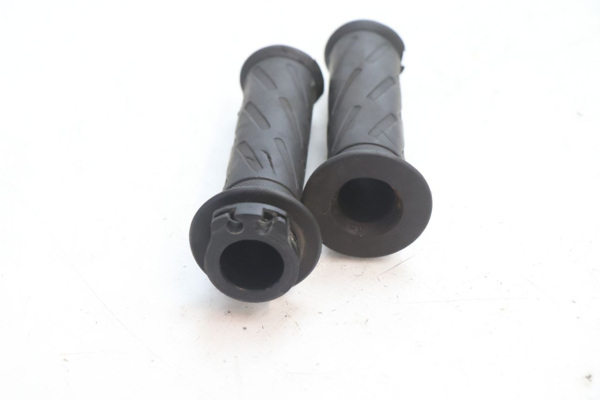 photo de Manete do acelerador SUZUKI GSR 600 (2005 - 2012) - Detalhe da peça