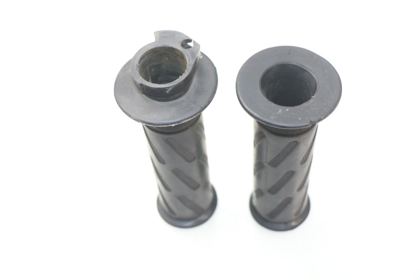 photo de MANETE DO ACELERADOR PEUGEOT KISBEE 2T 50 (2010 - 2017) - Detalhe da peça