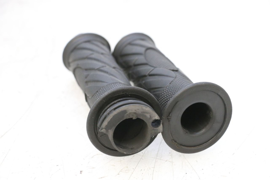 photo de MANETE DO ACELERADOR KEEWAY MATRIX RX9 125 (2006 - 2007) - Outro ângulo de visão
