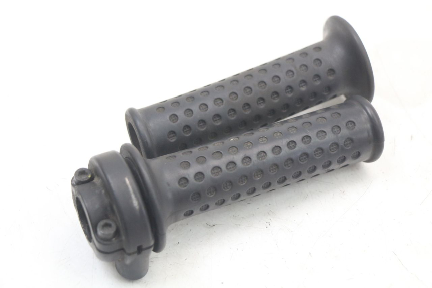 photo de MANETE DO ACELERADOR PIAGGIO MP3 LT 400 (2007 - 2012) - Zoom do estado de desgaste