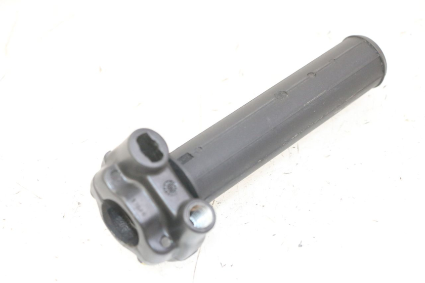 photo de MANETE DO ACELERADOR PIAGGIO MP3 LT 300 (2010 - 2016) - Zoom do estado de desgaste